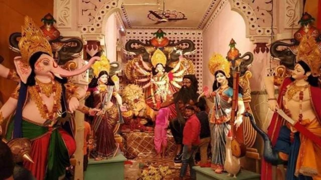 Muzaffarpur: Navratri Puja Pandal becomes center of attraction, Char Dham, Mahishasura Vadh