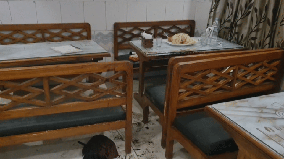 Married woman throws acid on young man in restaurant