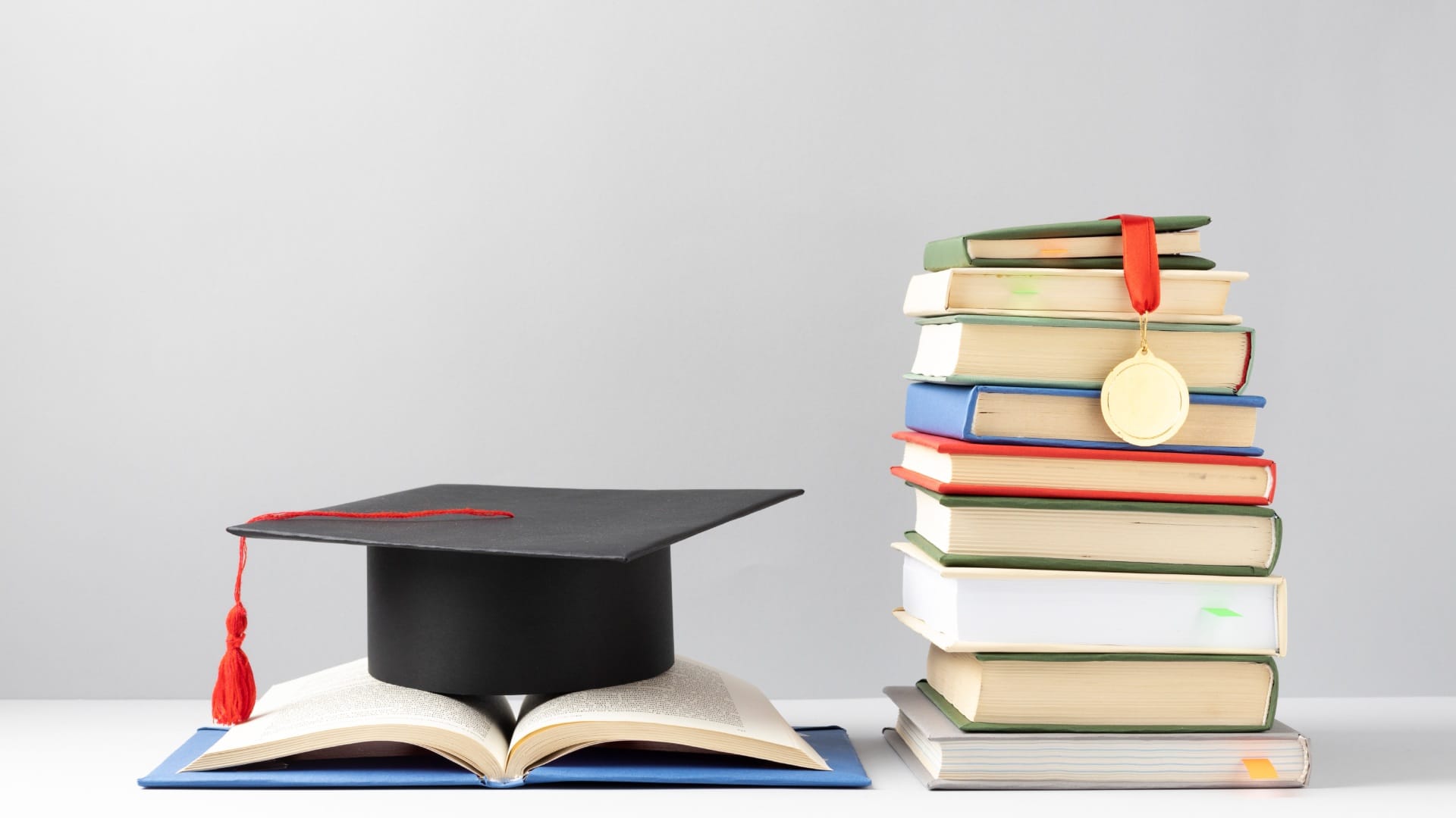 Central Governments scholarship schemes for college students, Check the list of these five