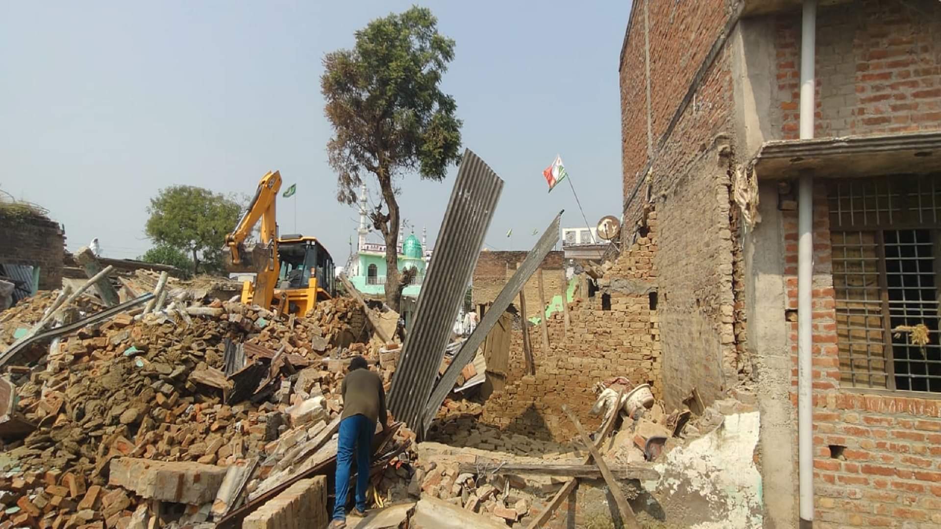 Bareilly Firecracker Factory Blast Bulldozers run on two houses damaged in blast, Rehman Shah also arrested