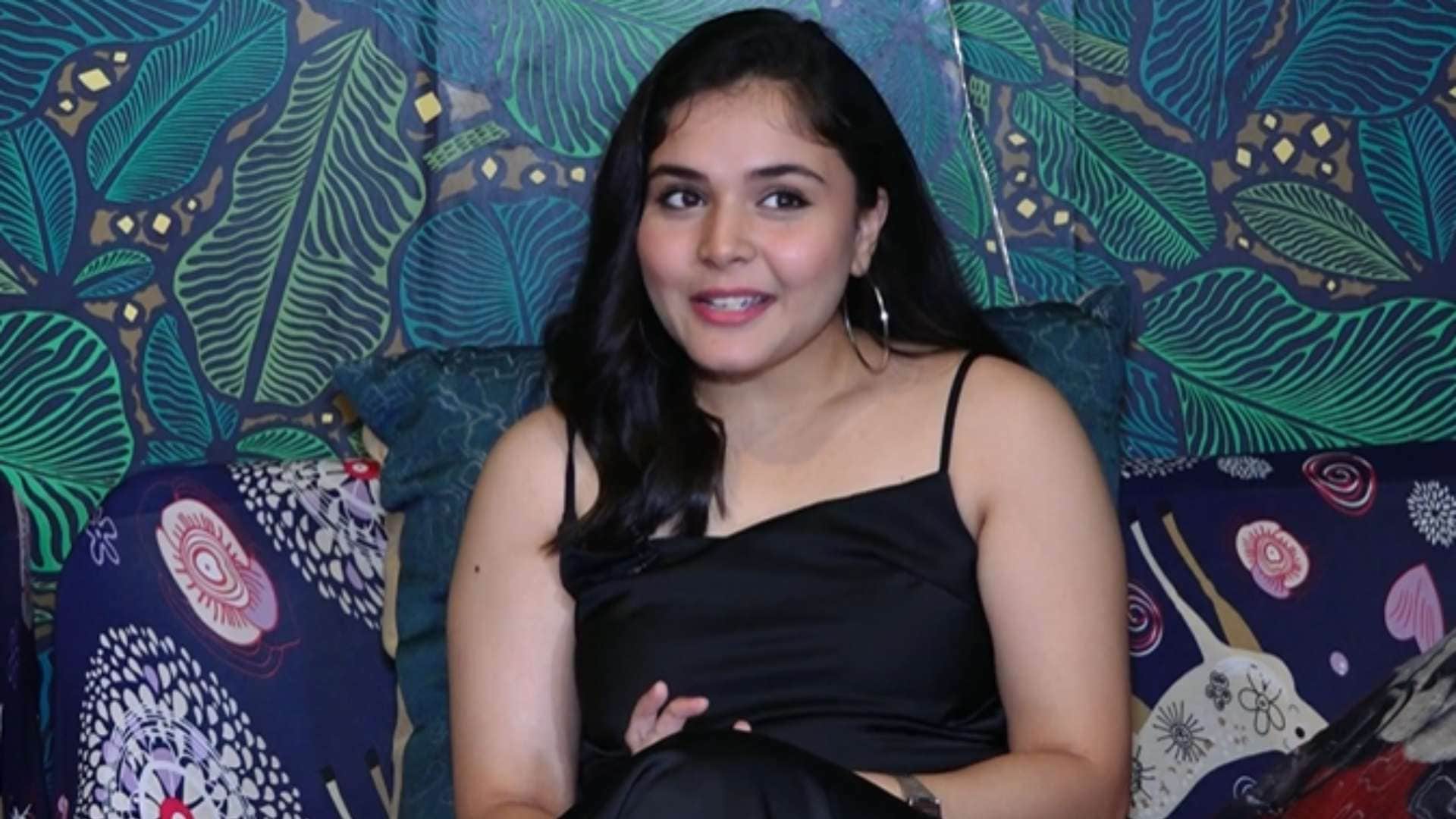 BIGG BOSS 18 CONTESTANT MUSKAN BAMNE INTERVIEW anupamaa fame actress give this message to fans