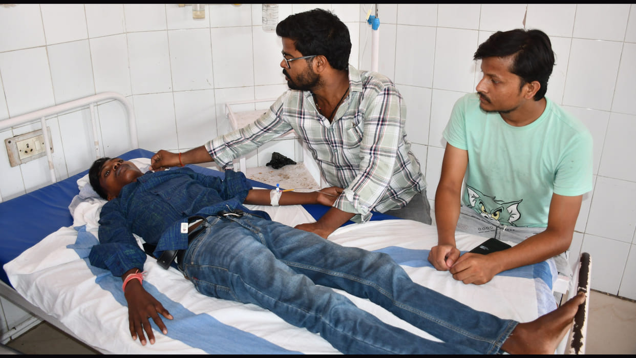 In Gorakhpur, Health of two student leaders sitting on hunger strike in DDU deteriorated.