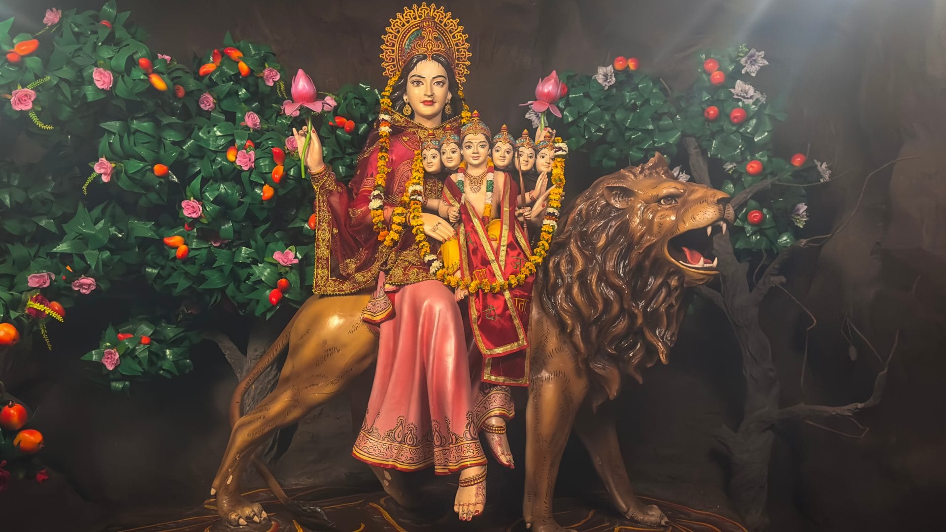 Shardiya Navratri 2024 Day 5 Wishes Maa Skandmata Mantra Shlok Bhajan Bhog Wallpapers And Status in Hindi