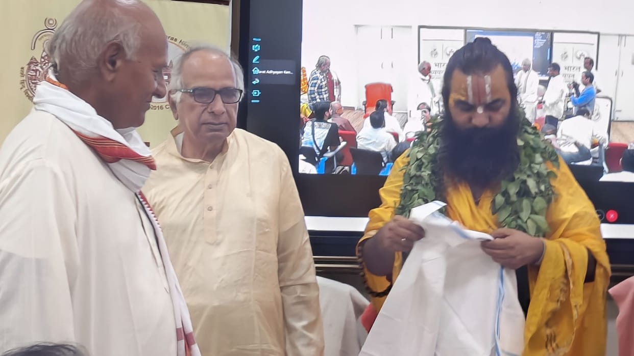 Acharya Mithilesh Nandini Sharan said Kashi Naresh remember Ramlila founders and gurus