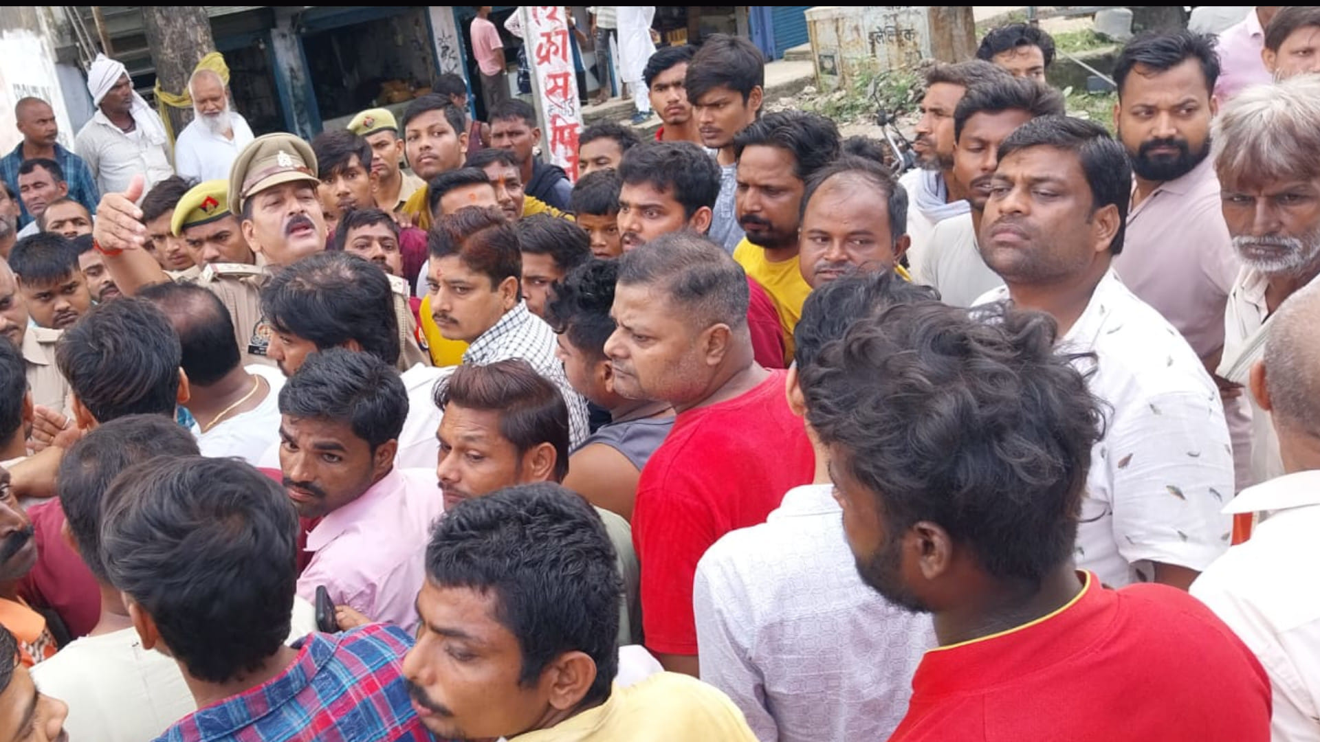 Local people demonstrated in Siddharthnagar demanding hanging of molestation accused.