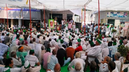 BKU protest continues in police station:Naresh Tikait said- farmers will give answer in 2027 elections