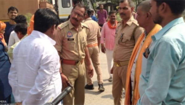young man died in road accident after bike overturned in sonbhadra