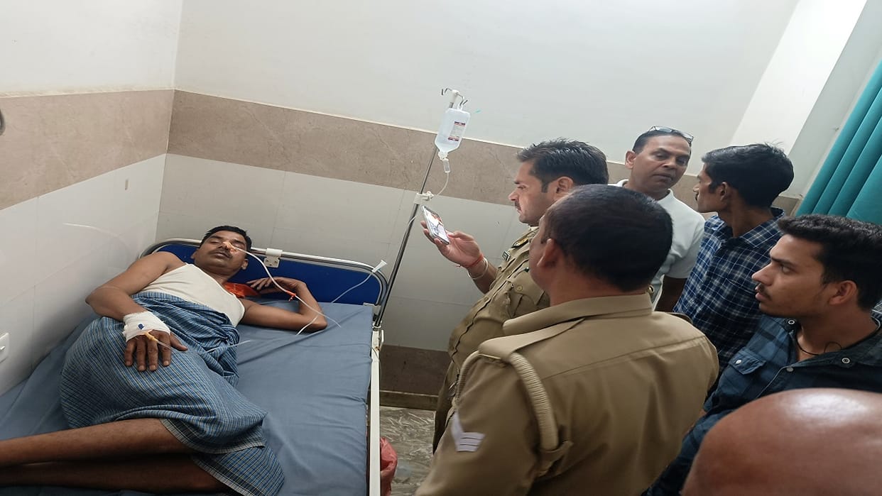 home guard drank pesticide after SDM scolded him in Bareilly
