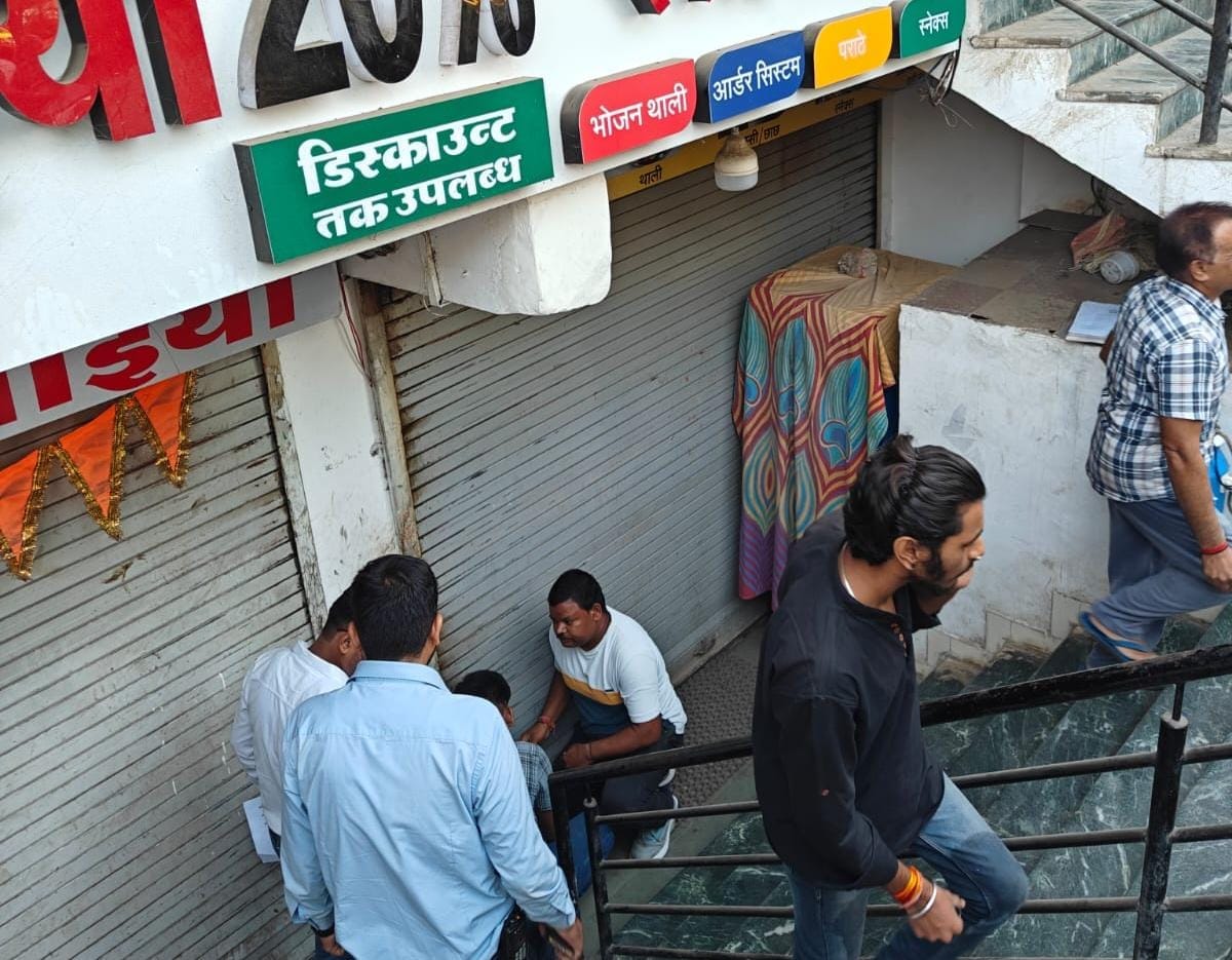 Indore: Parties were held instead of parking vehicles, four hotels of Indore sealed