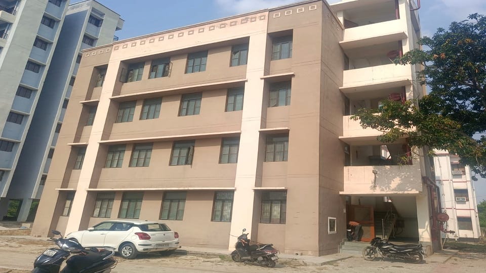 Transit hostel built in Hathras with Rs 15 crores