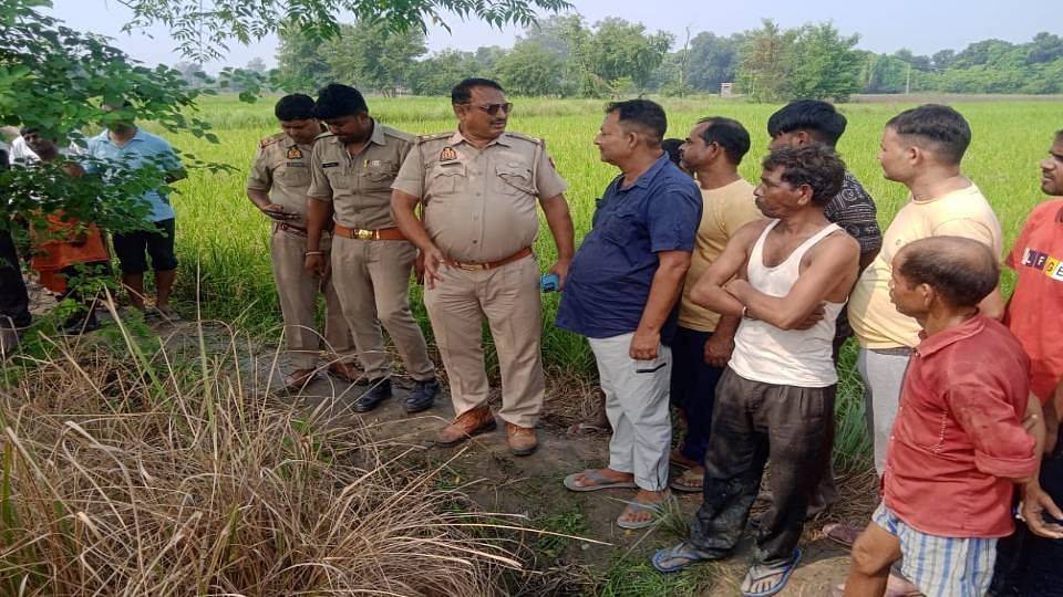 youth committed suicide after being prevented from drinking alcohol in Mainpuri