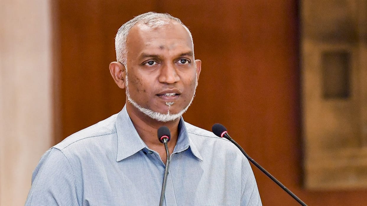 Maldives Dollar-starved notifies new foreign currency rules after getting help from India news and updates
