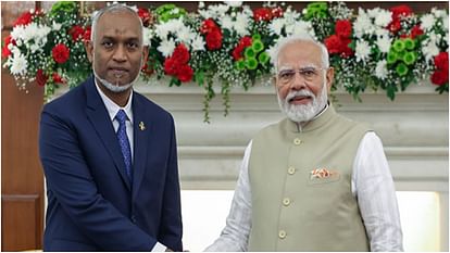 Muizzu's attitude softens after India's warning, invites PM Modi to visit Maldives