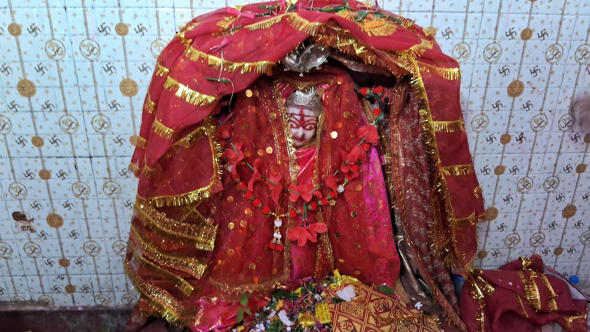 Navratri: no sacrifice in Bhasmi Devi Shaktipeeth Muzaffarpur, tradition of flying pigeons, Nepal-Bengal