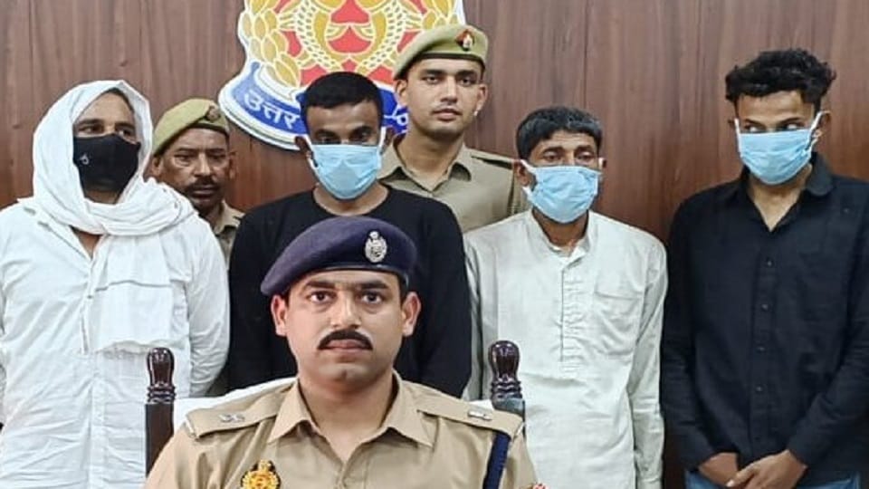 Saharanpur: Four smugglers including history-sheeter arrested with smack worth Rs 50 lakh