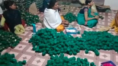 MP News: Police raid in Betul's firecracker factory, 60 kg gunpowder and 25,000 illegal rope bombs seized