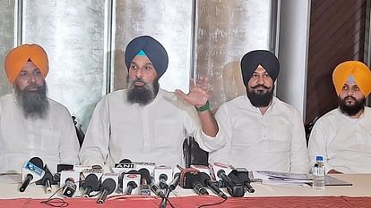 Panchayat Election: पंजाब पंचायत चुनाव में गैंगस्टर भगवानपुरिया का क्या है कनेक्शन, शिअद नेता मजीठिया का आरोप Bikram Majithia allegation AAP is using gangsters in Panchayat elections