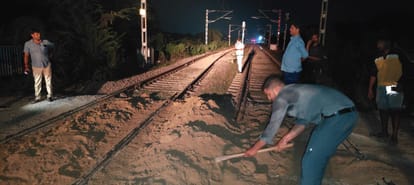 Raebareli: Pile of mud on railway track, passenger saved due to derailment