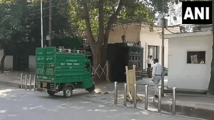 Cm Residence Has Been Sealed For First Time In Delhi – Amar Ujala Hindi News Live