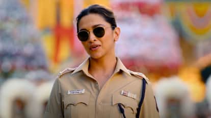 Star Cast of Singham Again talked flirtatiously Akshay Kumar boost morale sharing photo