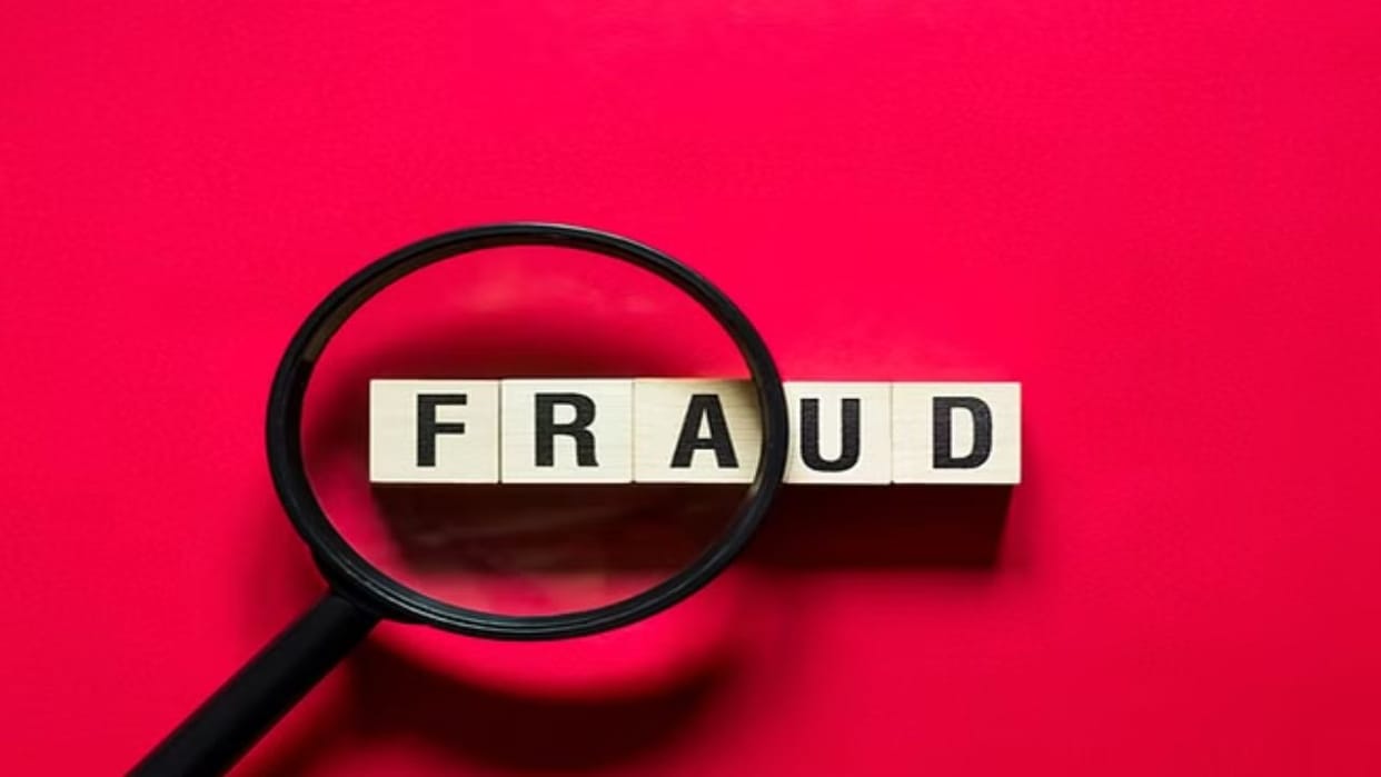 Himachal 36.50 lakhs defrauded a retired employee by posing as a fake IPS officer