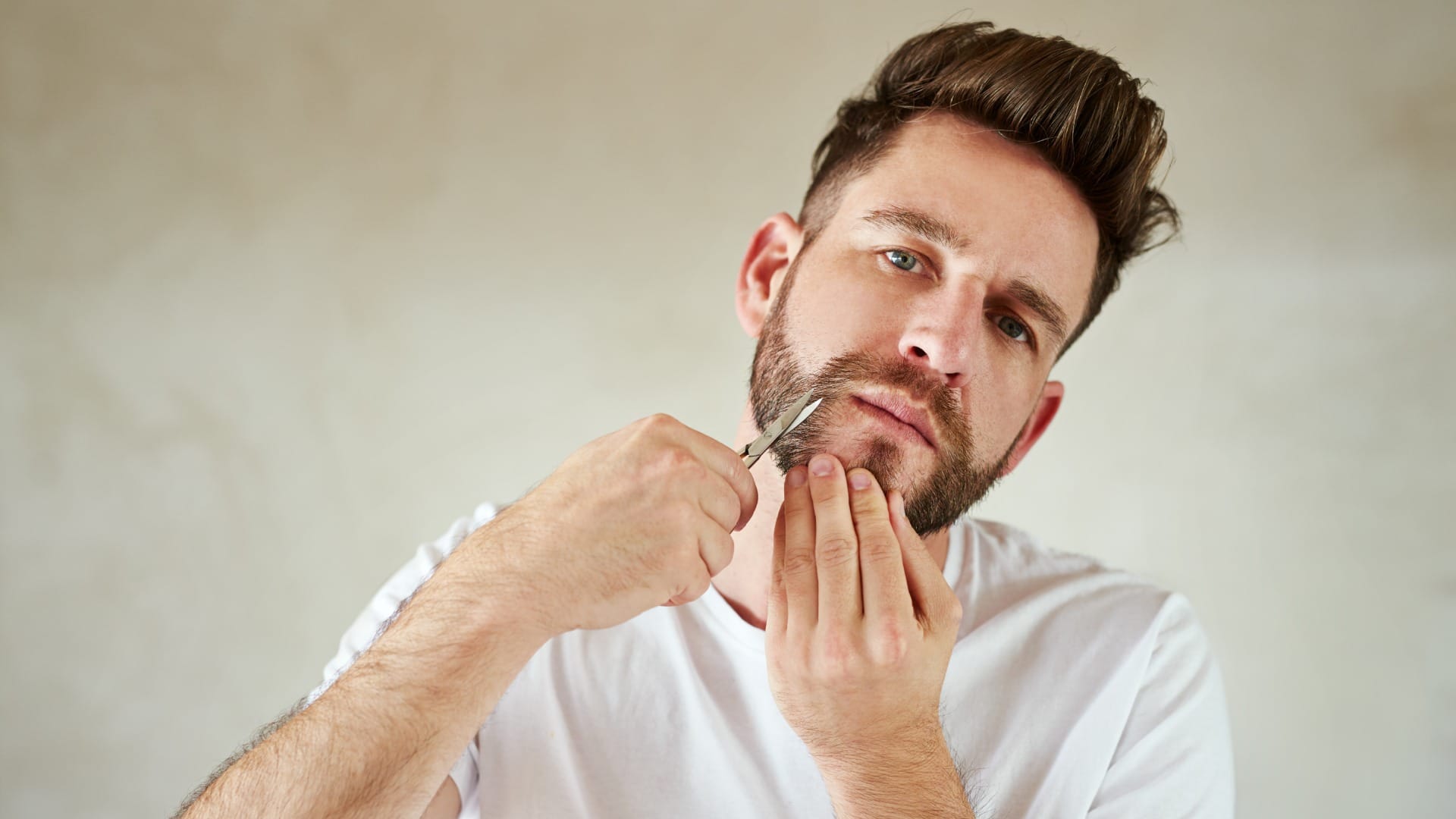 Shaving Or Trimming which is better for skin in hindi
