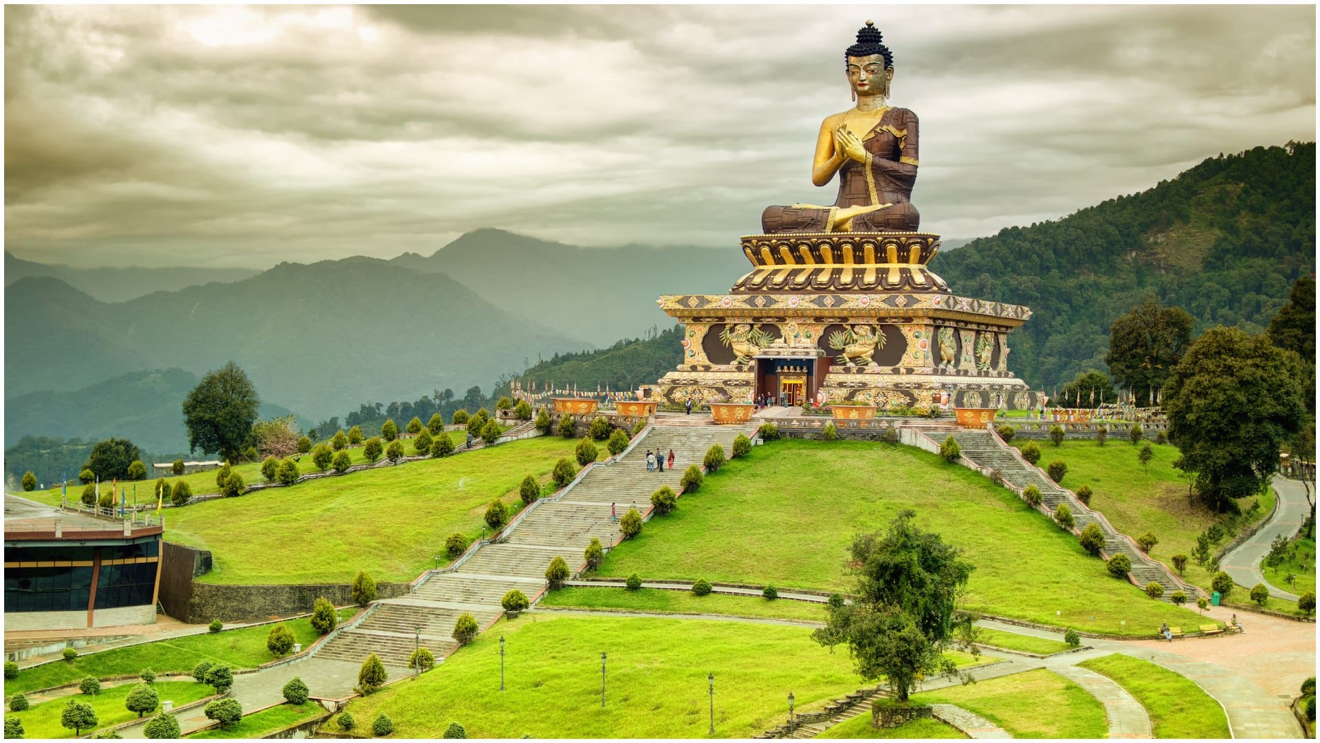 Cheapest Summer Honeymoon Destinations in India Under Low Budget Romantic Places For Couple