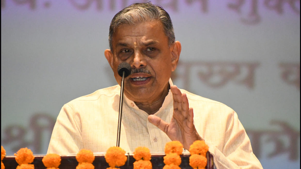 Hosabale on the excavation of mosques, said - engaged in search of past will distract the society from changes
