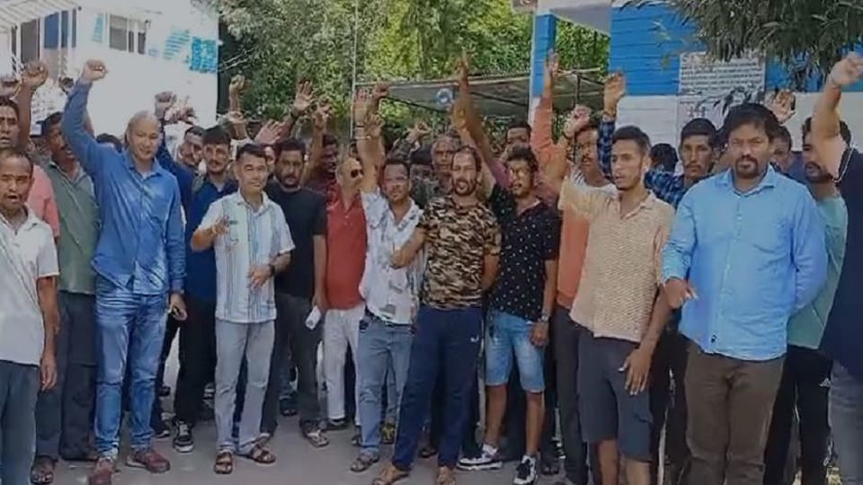 Demand to register FIR in case of youth death in bageshwar