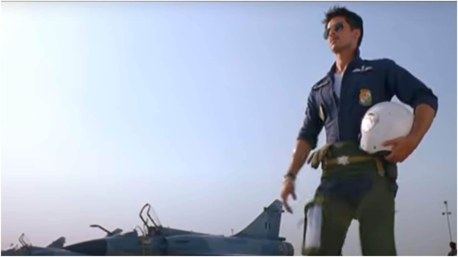 Air Force Day 2024 Bollywood films show power of soldiers after watching you will feel proud of the country