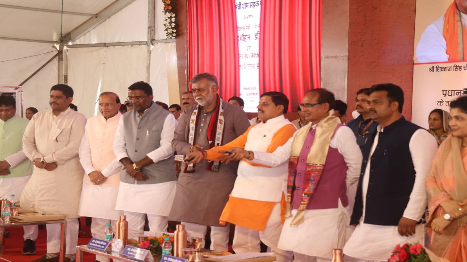 MP News CM Mohan Yadav road show with Union Minister Shivraj Singh Chouhan in Sehore