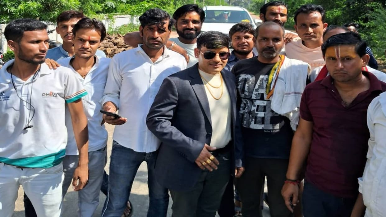 Chhatarpur youth stuck in America for 13 years Returned to India with help of PM Modi