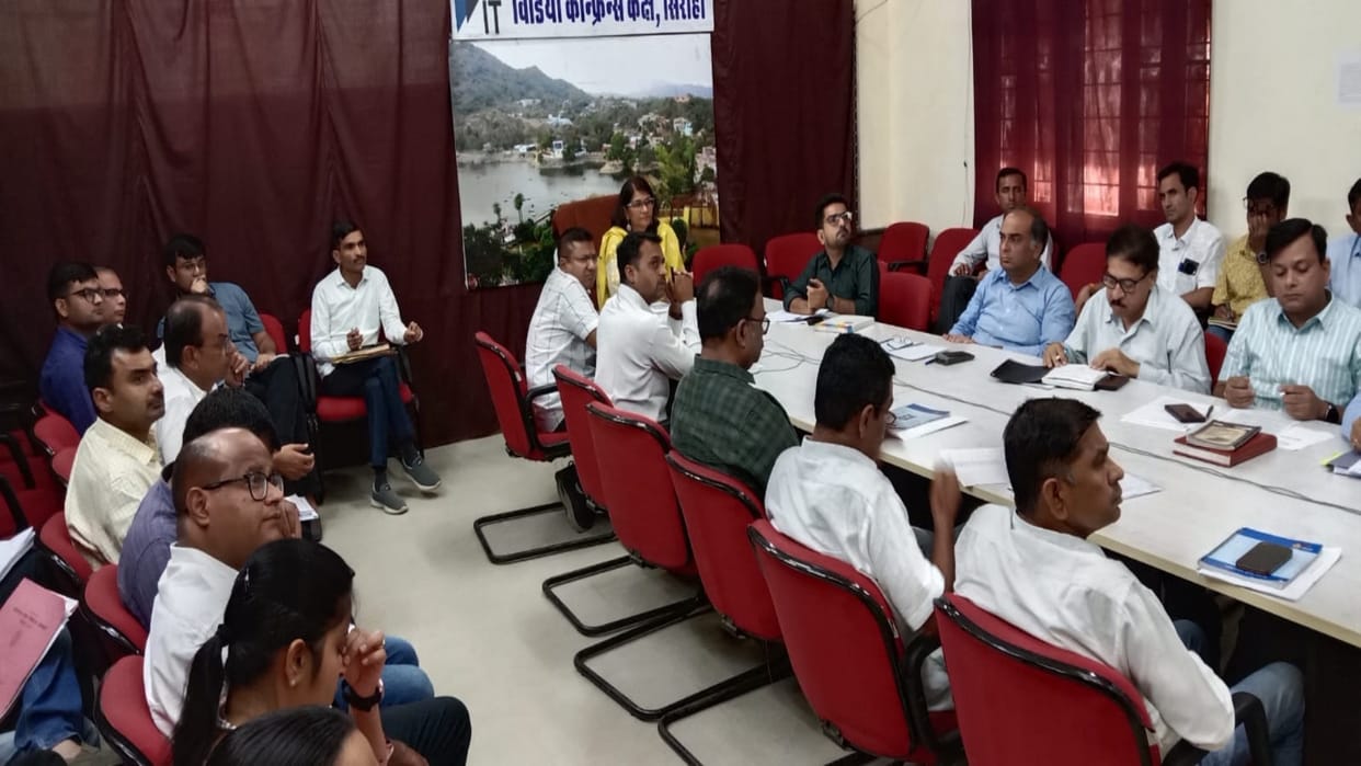 Sirohi News: Collector gave instructions for early disposal of pending cases, said- monitoring is being done