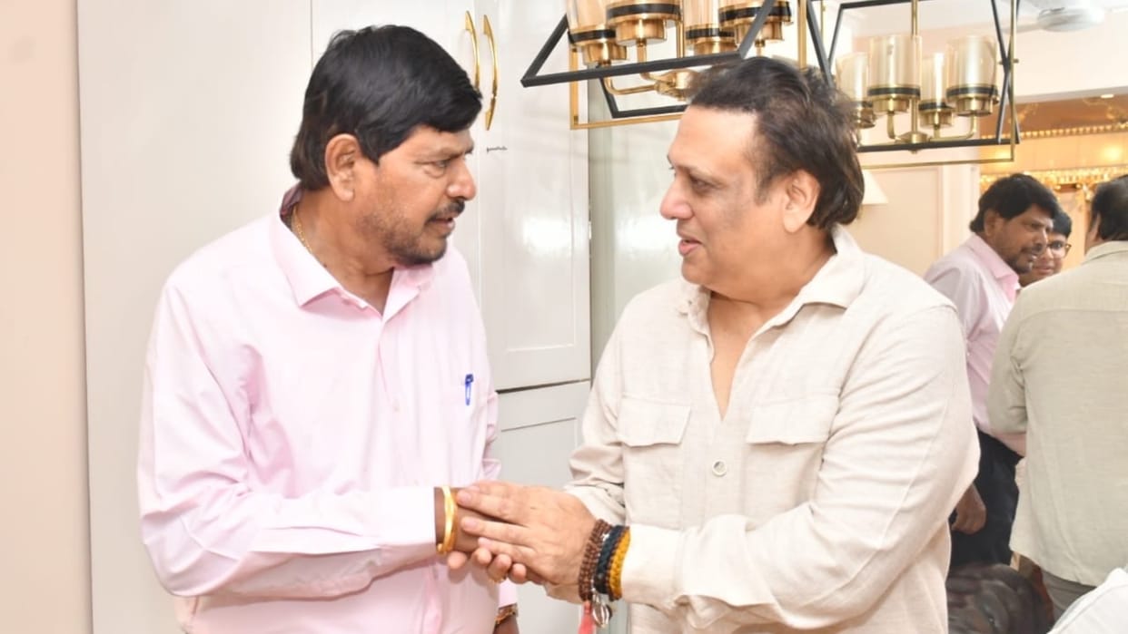 Rajya Sabha MP Ramdas Bandu Athawale meets bollywood actor Govinda at his residence for health update mumbai