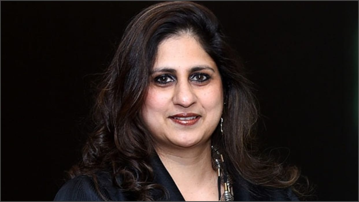 Sunaina Kejriwal Director Of Kamalnayan Bajaj Hall In Mumbai news in hindi