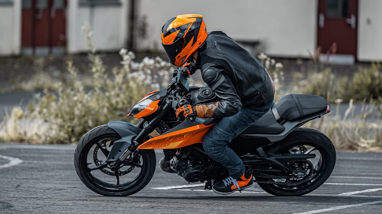 KTM Recall for 125, 250, 390 and 990 Duke Models Know Details