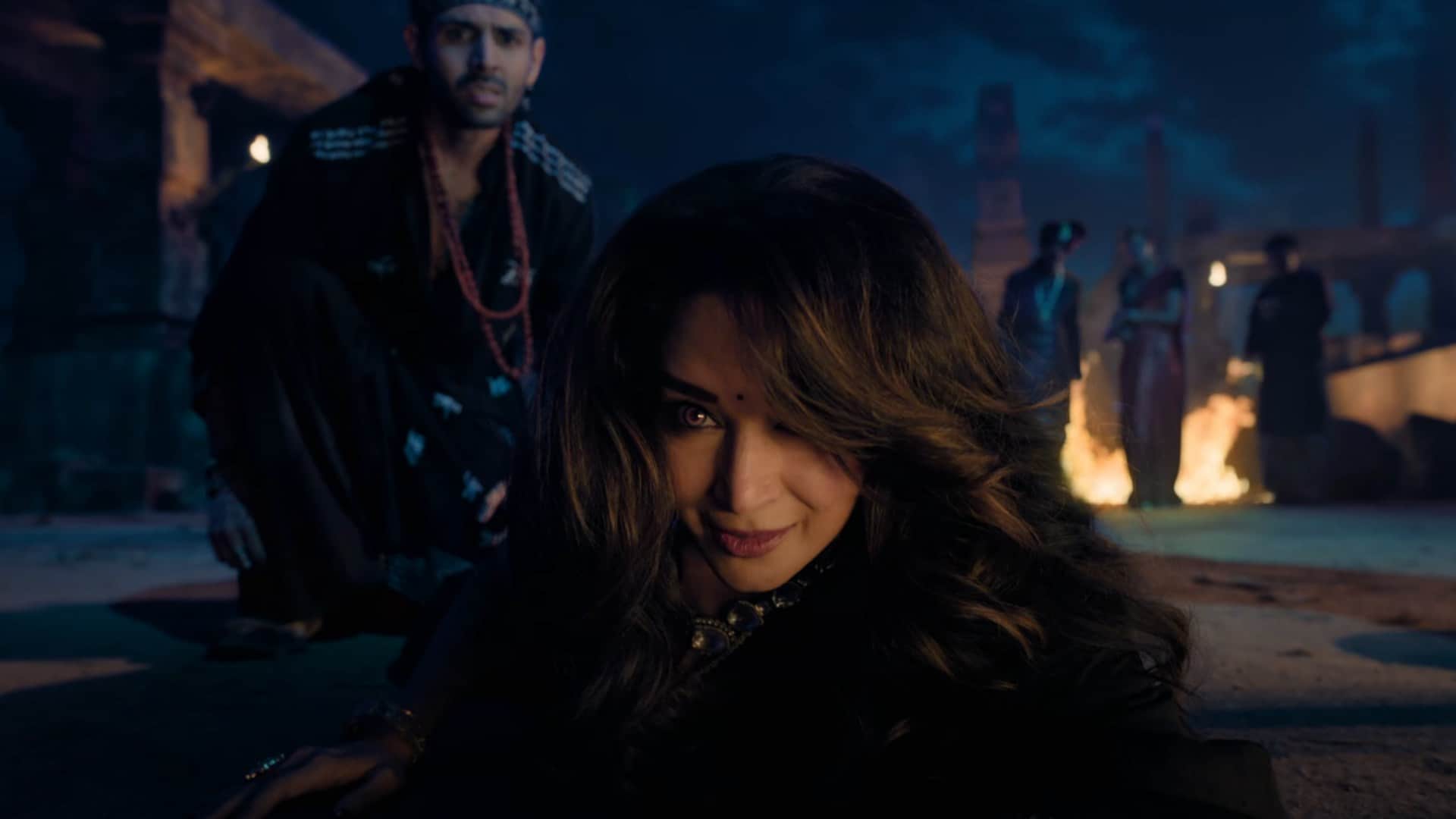 Bhool Bhulaiyaa 3 Movie Box Office Collection day 5 Kartik aaryan Madhuri Dixit Vidya Balan Triptii Dimri