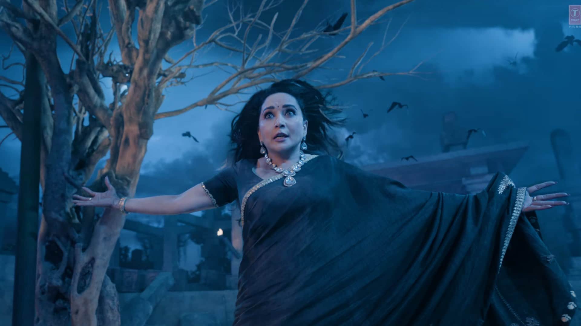 Bhool Bhulaiyaa 3 box office Day 1 prediction Starring Kartik Aaryan Triptii Dimri Vidya Balan Film Collection
