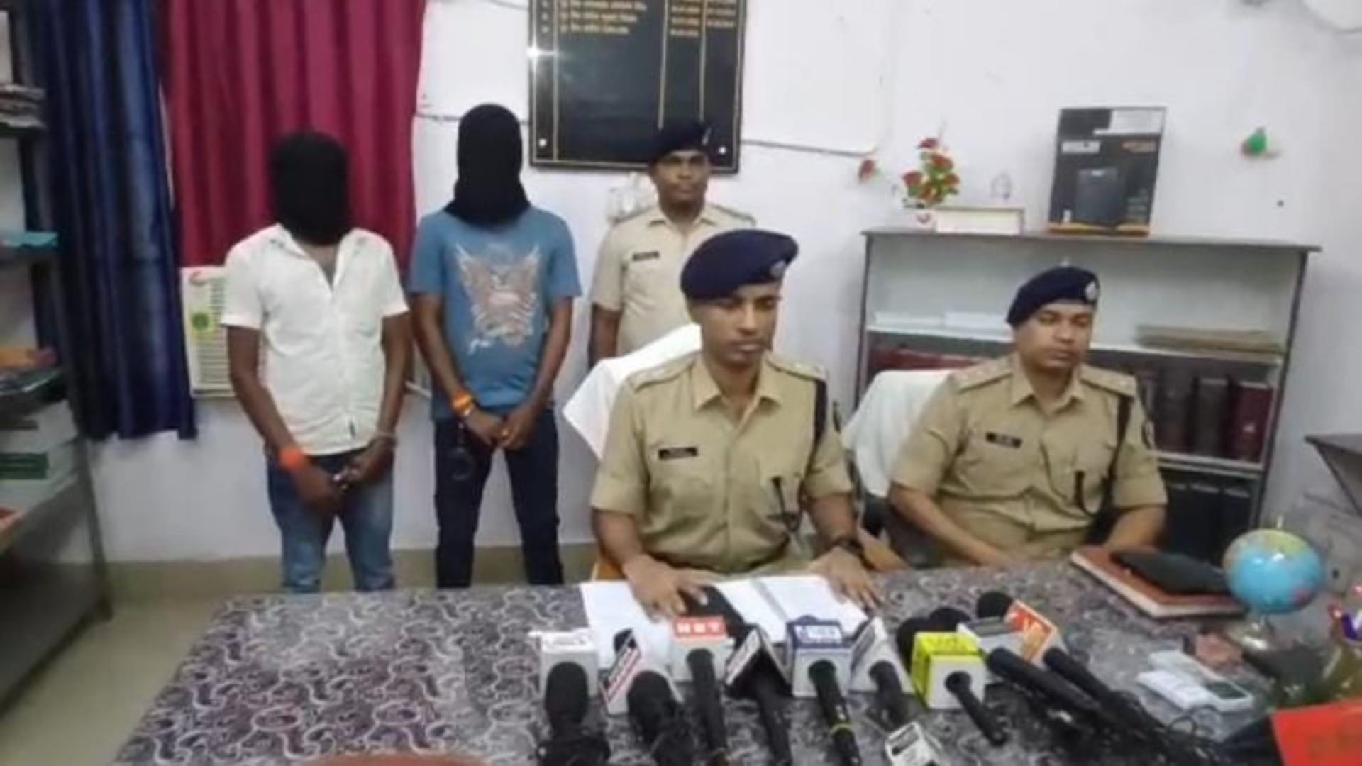 Bihar Police: Murder case of dancer Aarti in Rohtas revealed, husband shot her dead