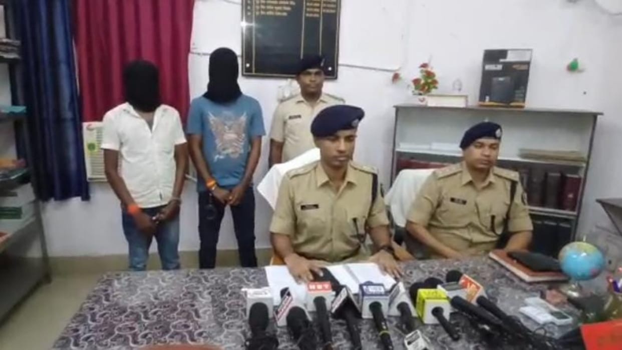 Bihar Police: Murder case of dancer Aarti in Rohtas revealed, husband shot her dead