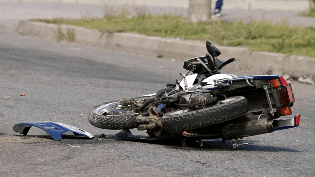 six year old child death by truck hit bike in noida