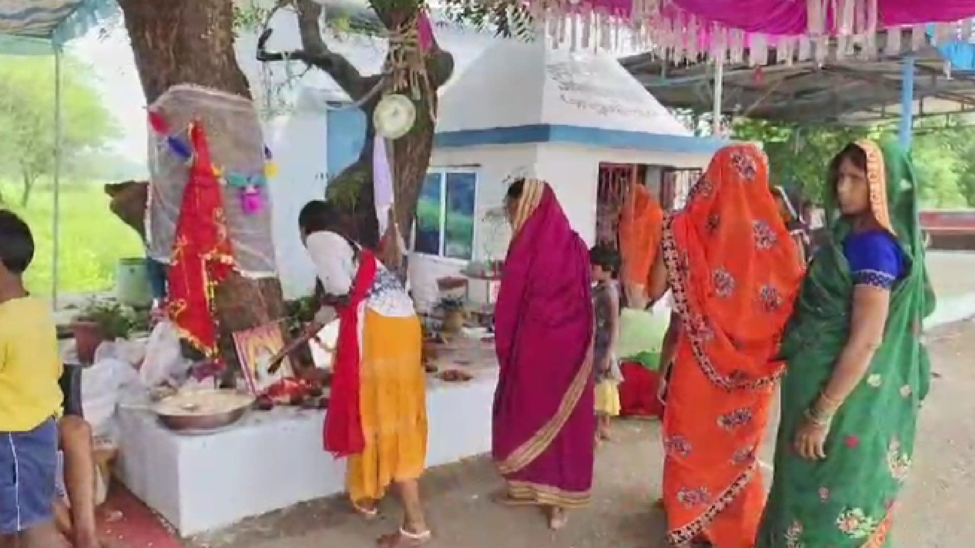 In Navratri not Goddess but paretin is worshipped This unique temple in Chhattisgarh