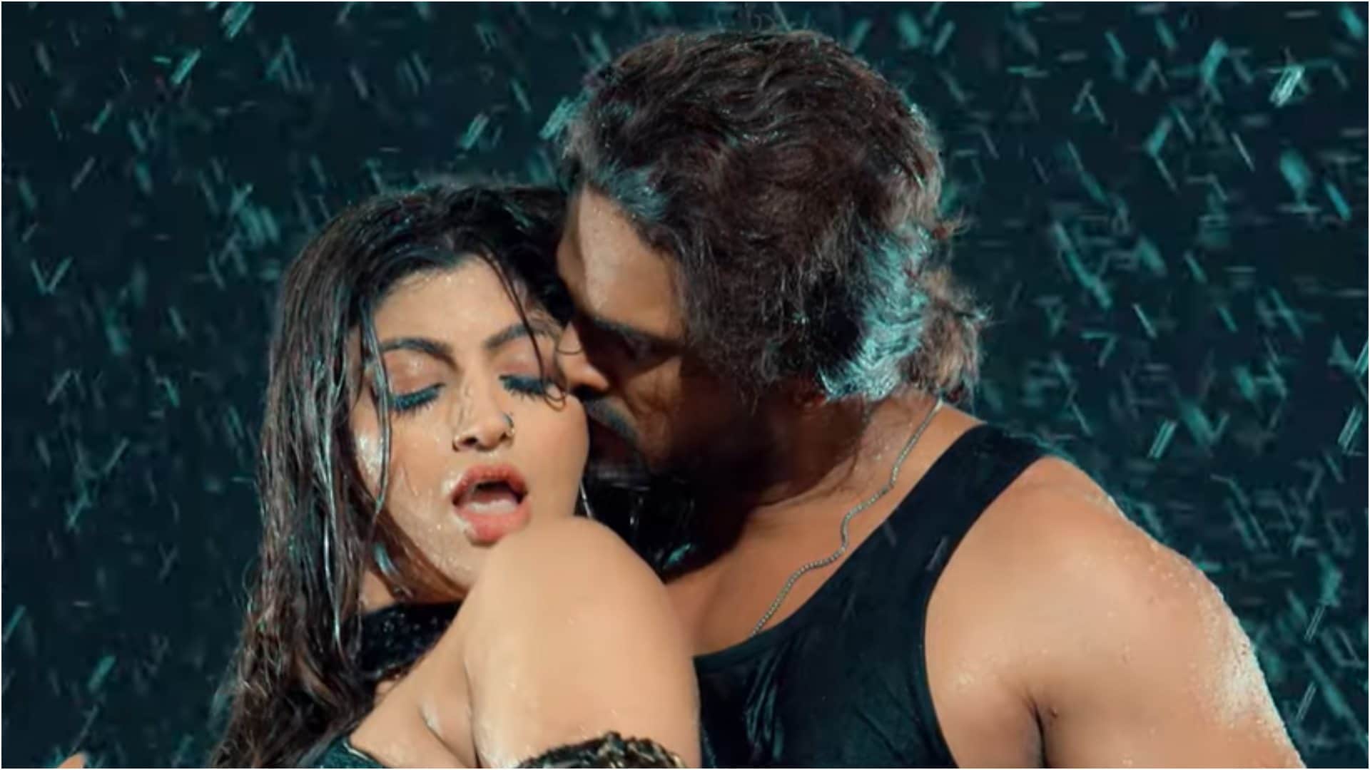 Bhojpuri Actor Khesari Lal Yadav Movie Rajaram Song Chumma Chumma Out Akanksha Puri Shilpi Raj