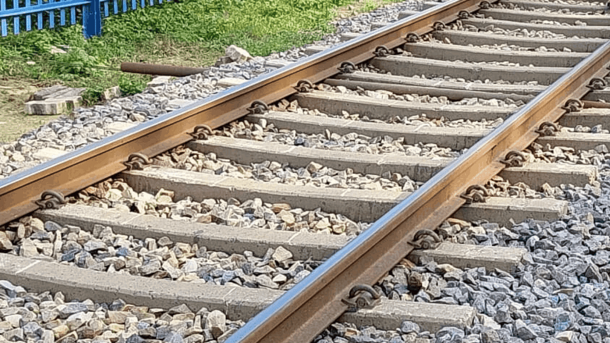 Lalitpur: Two bodies found at separate locations on the railway track