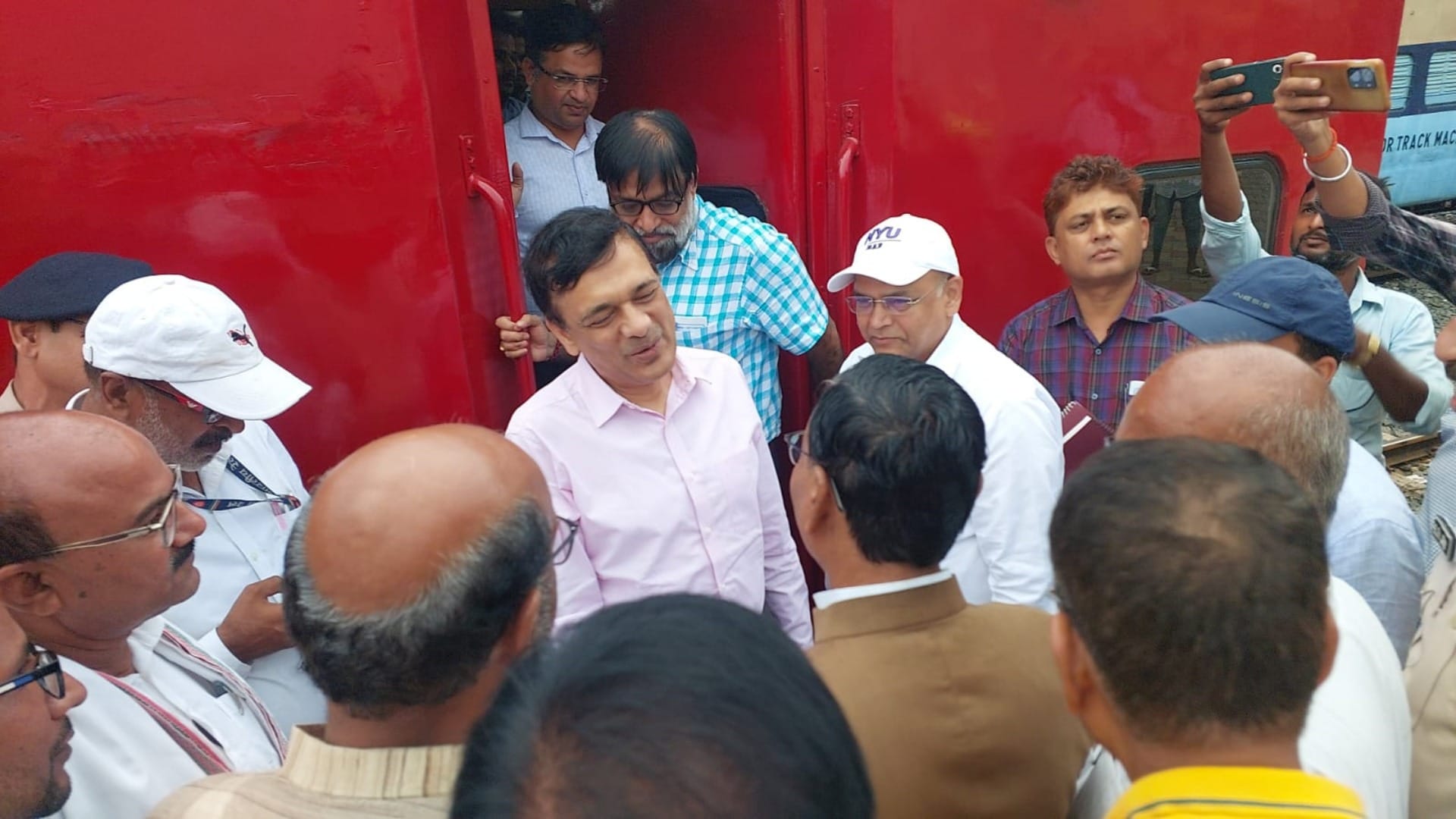 Supaul: GM Chhatrasal Singh inspected Saharsa-Lalitgram-Nirmali railway section