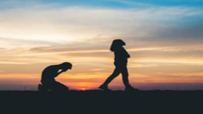 Wife dances in Jalandhar after divorcing her Major husband