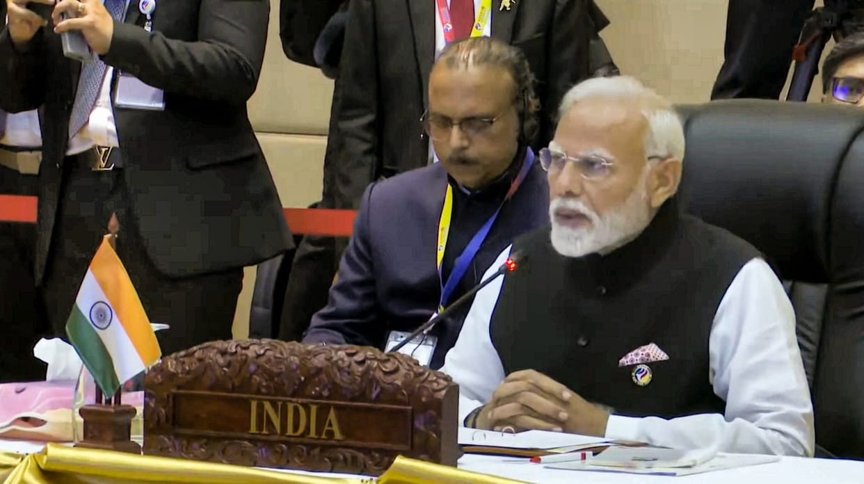 India will help ASEAN countries in UPI payment system, peace agreement also agreed in the summit