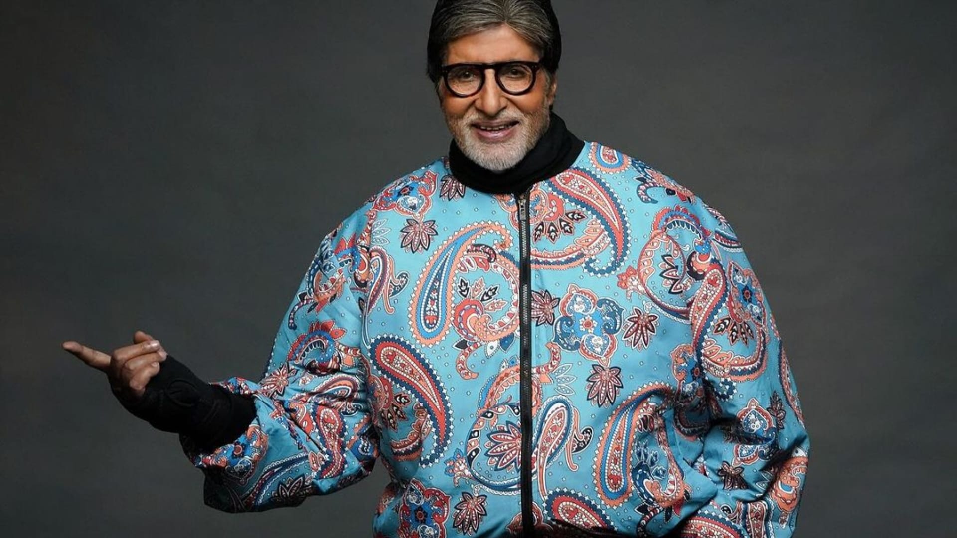 Amitabh Bachchan have regret to not share screen with veteran actress meena kumari