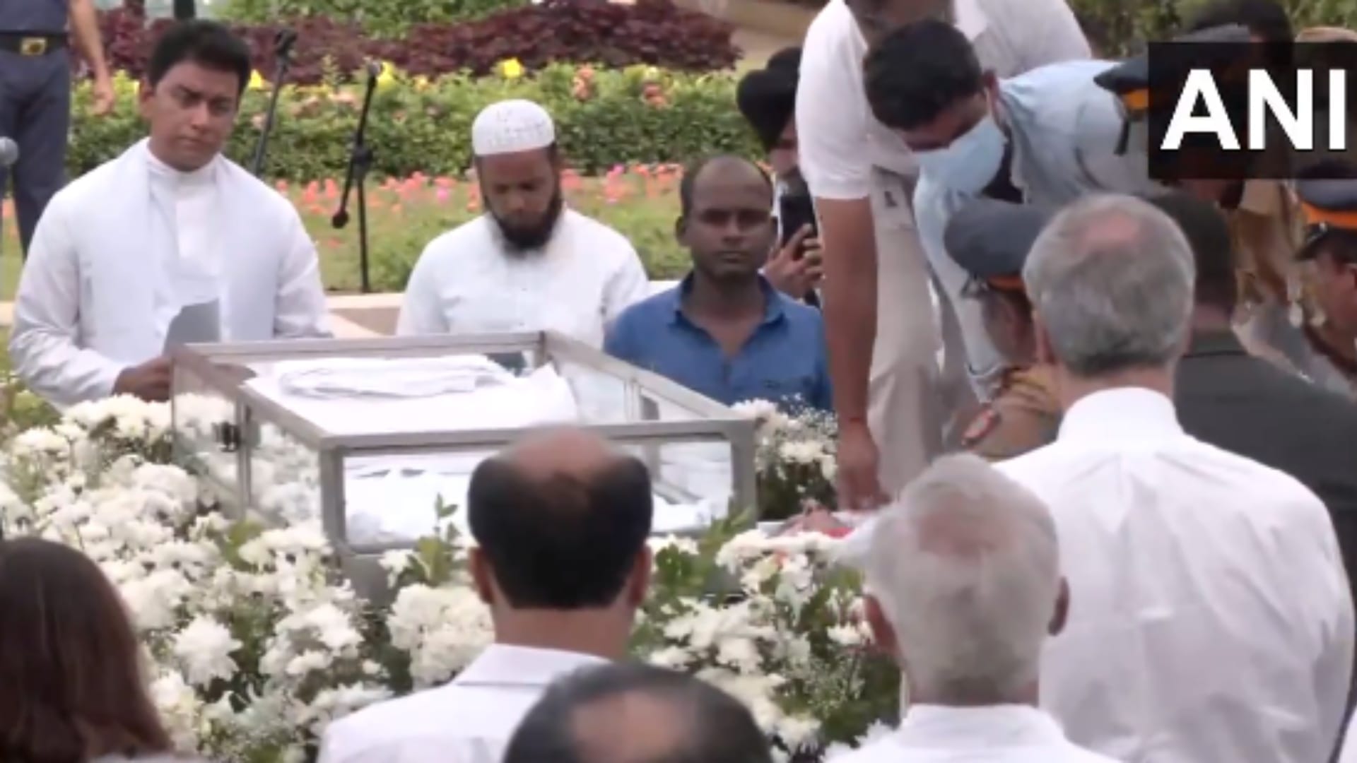 Farewell To Ratan Tata, An Example Of Harmony Among All Religions Was