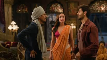 Demand to watch Bhool Bhulaiyaa 3 is increasing in Mumbai the show will be shown at 1 AM 3 AM and 6 AM